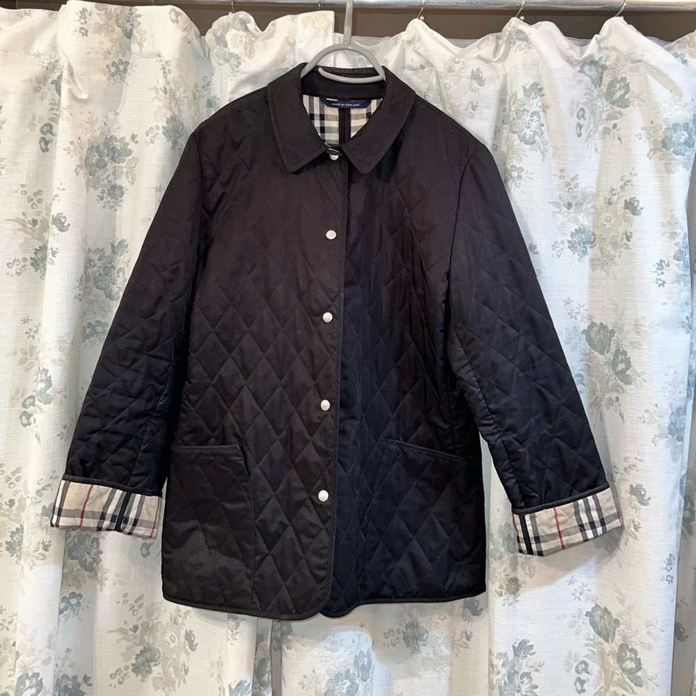 Burberry Black Quilted Jacket - Medium